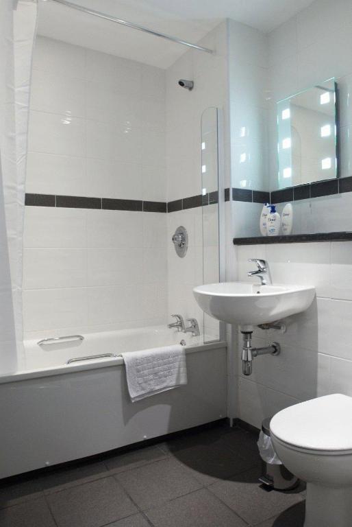 The Barns Hotel Cannock Chambre photo