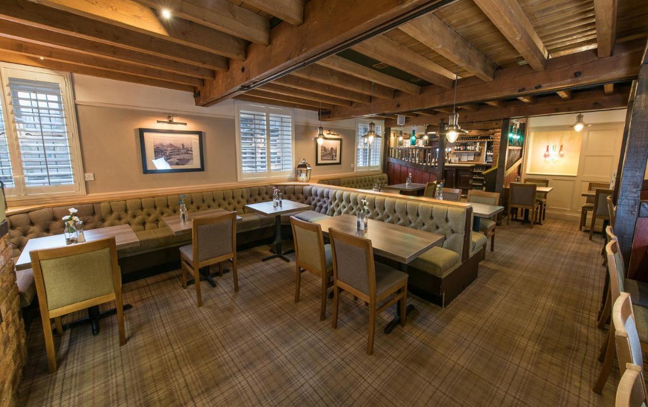 The Barns Hotel Cannock Extérieur photo